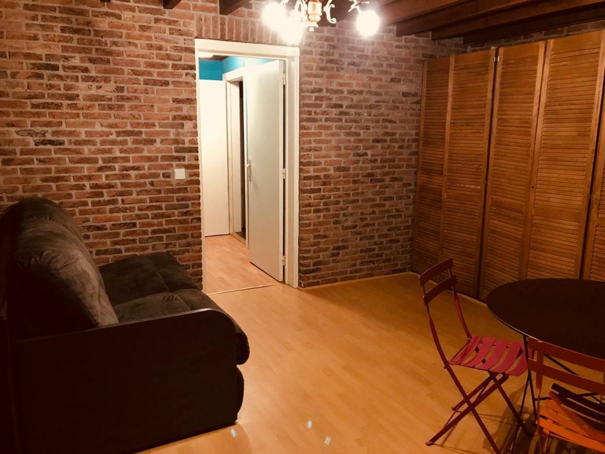 Ferienwohnung La Ferme Des Roses Tournai Exterior foto